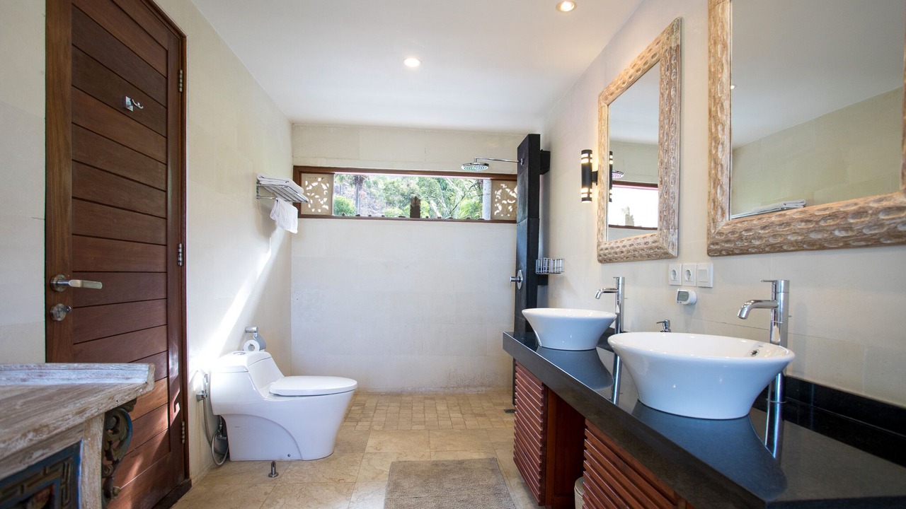 Photo of Bathroom in Bunutan