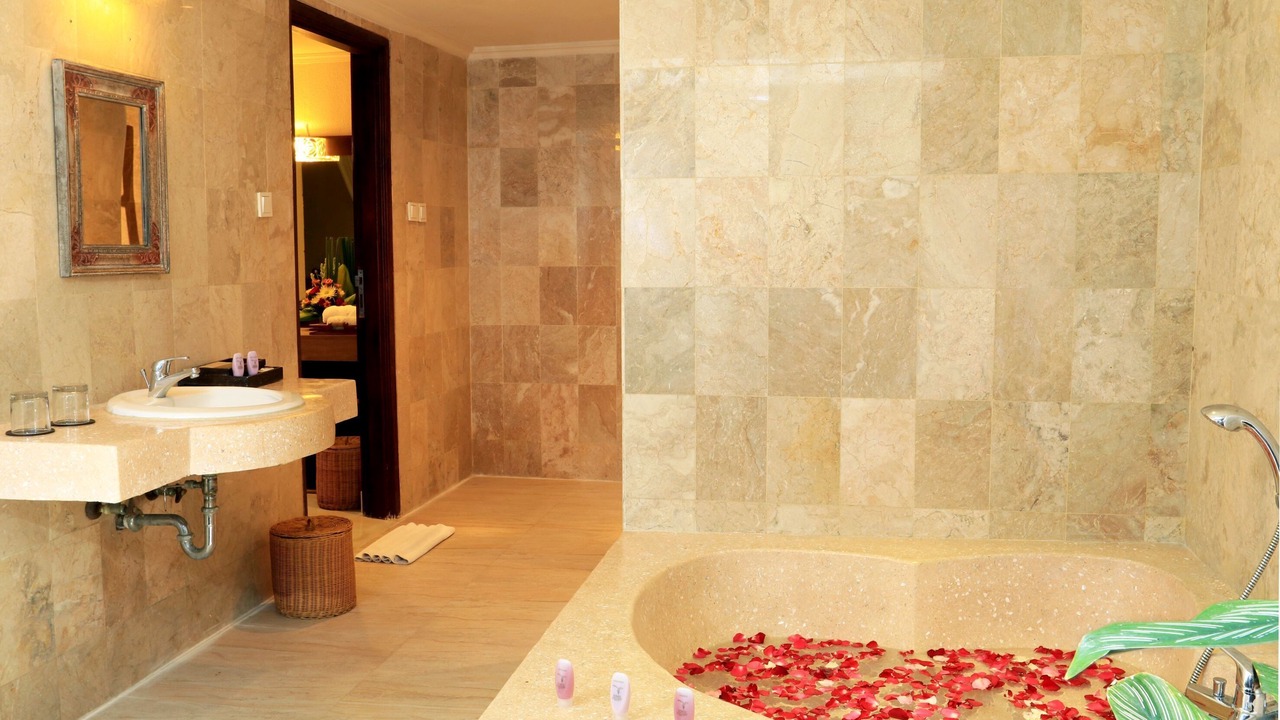 Photo of Bathroom in Petitenget