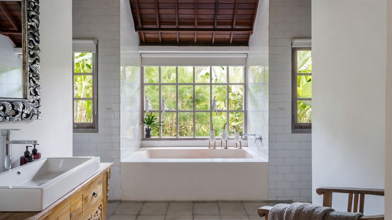 Photo of Bathroom in Kedewatan