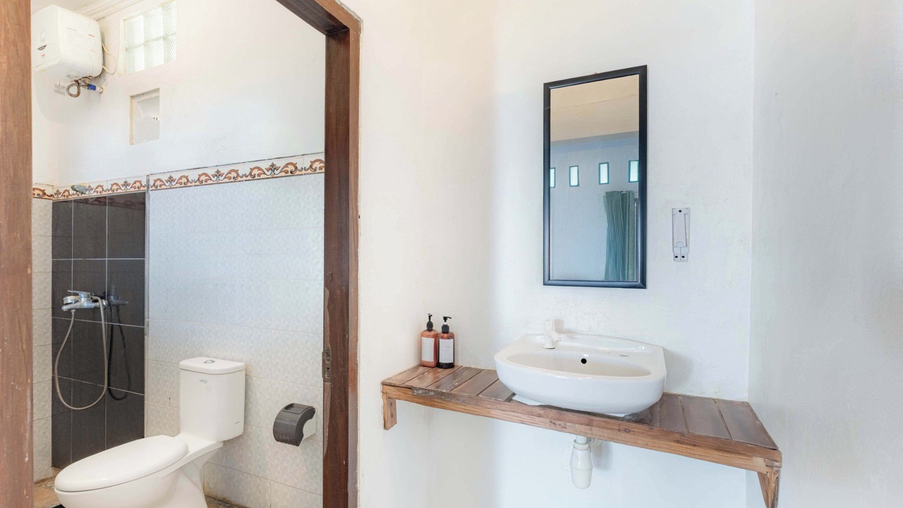 Photo of Bathroom in Penida Island