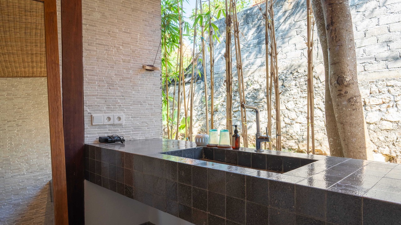 Photo of Bathroom in Jungut Batu