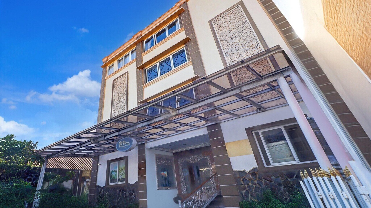 Photo of Outdoor in Kartika Plaza