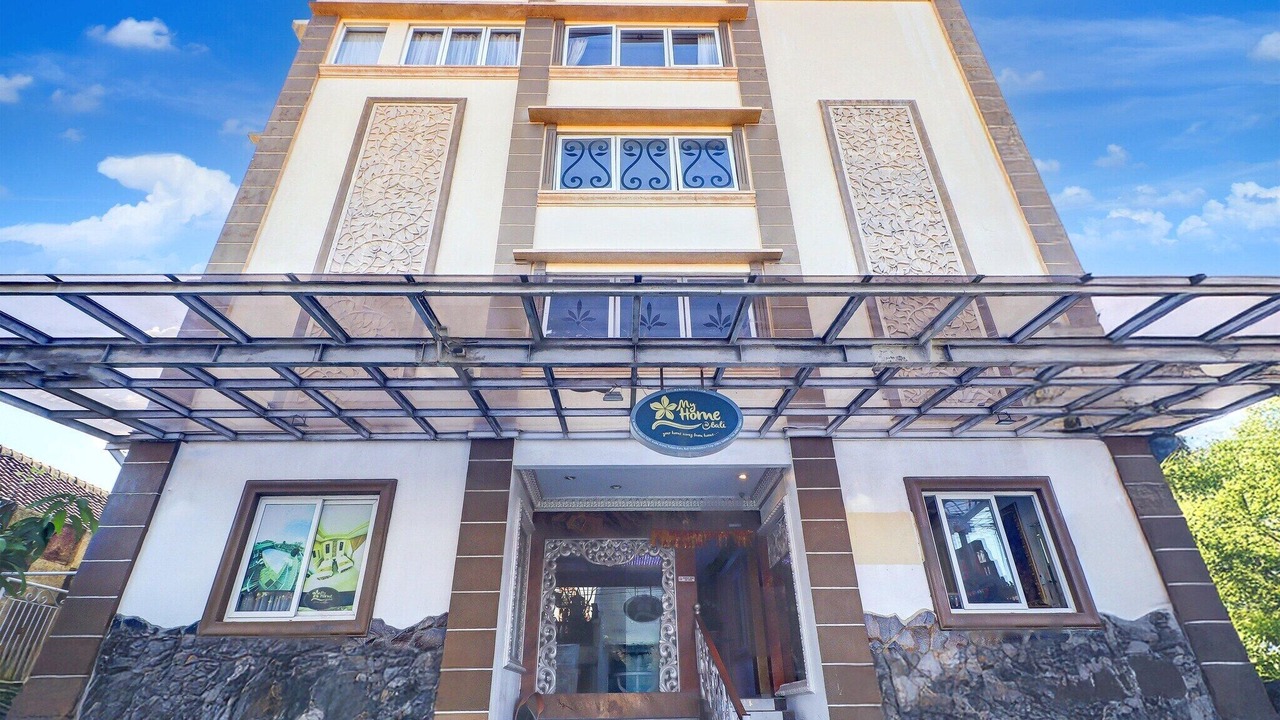 Photo of Outdoor in Kartika Plaza