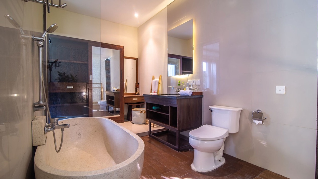 Photo of Bathroom in Lodtunduh