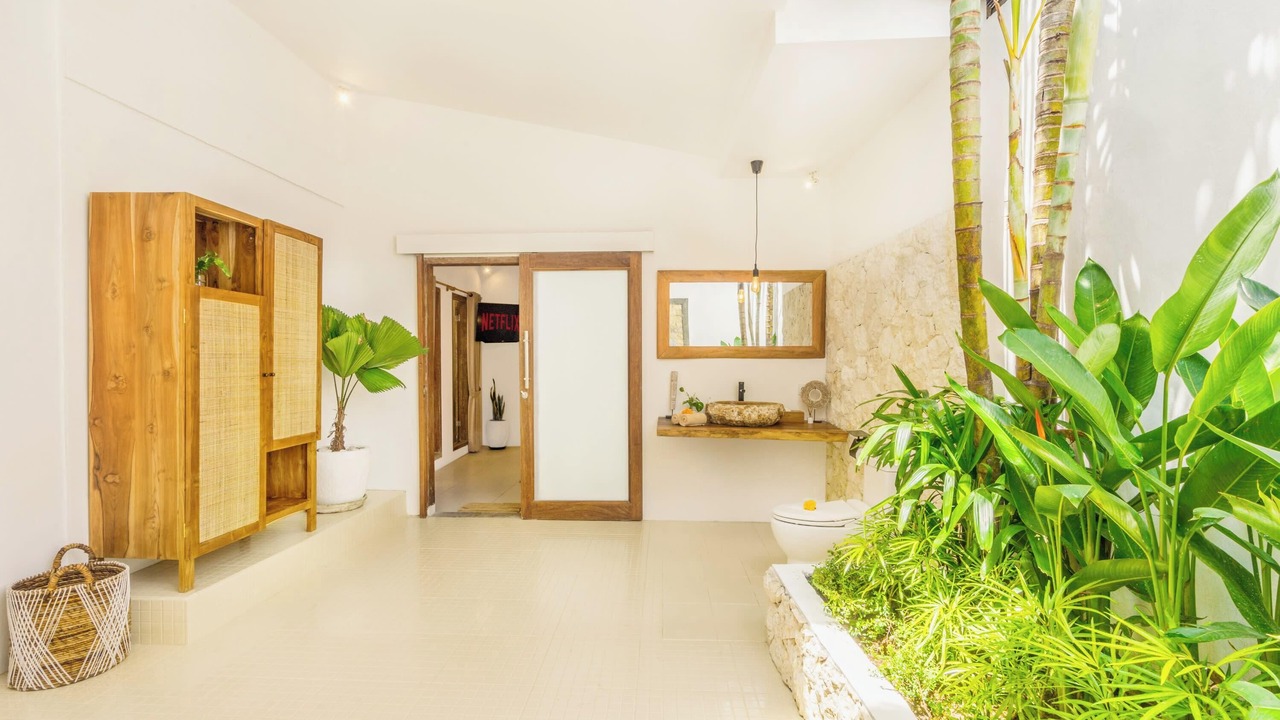 Photo of Bathroom in Laksmana