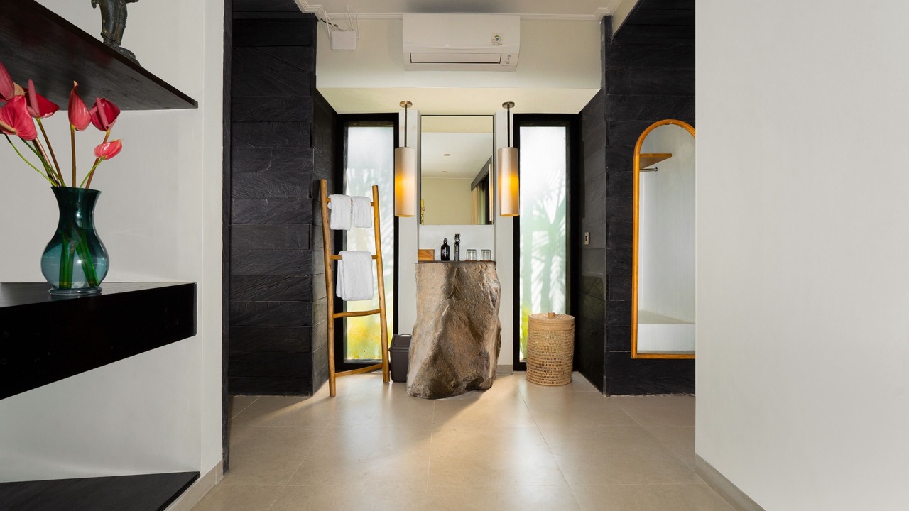 Photo of Bathroom in Sambahan
