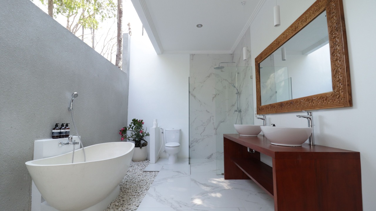 Photo of Bathroom in Abang
