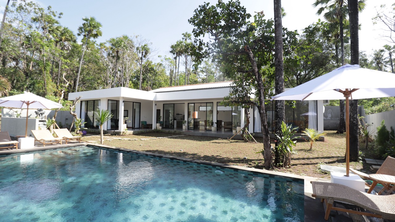 Photo of Outdoor in Abang