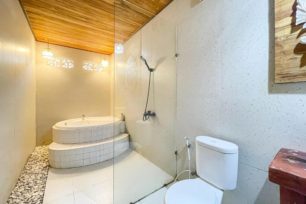 Photo of Bathroom in Songan