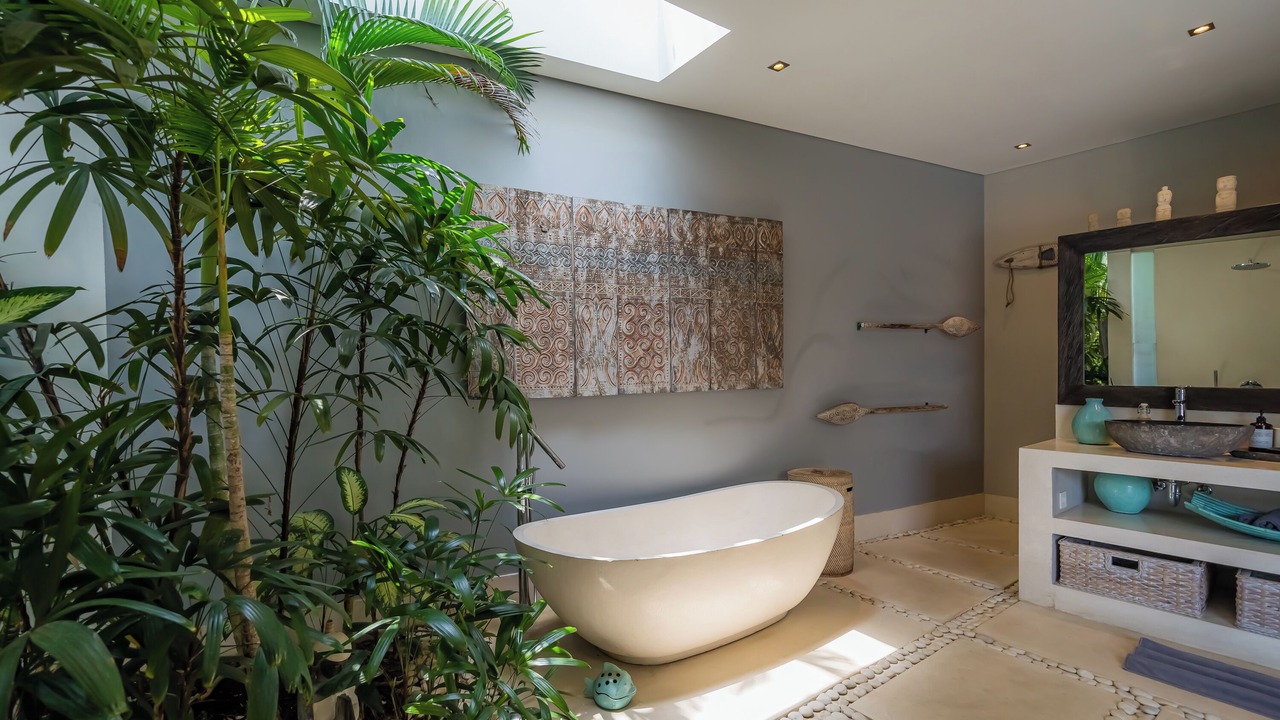 Photo of Bathroom in Sunset Road