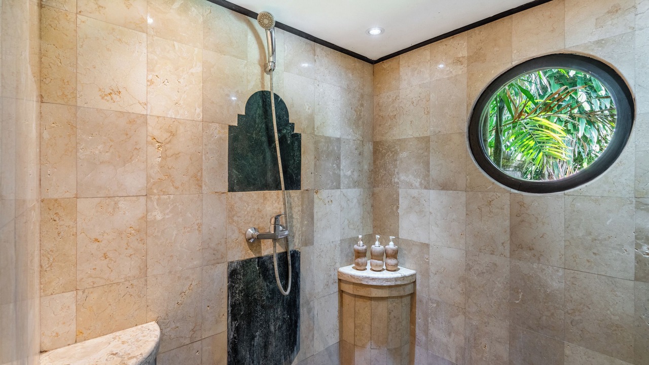 Photo of Bathroom in Saba