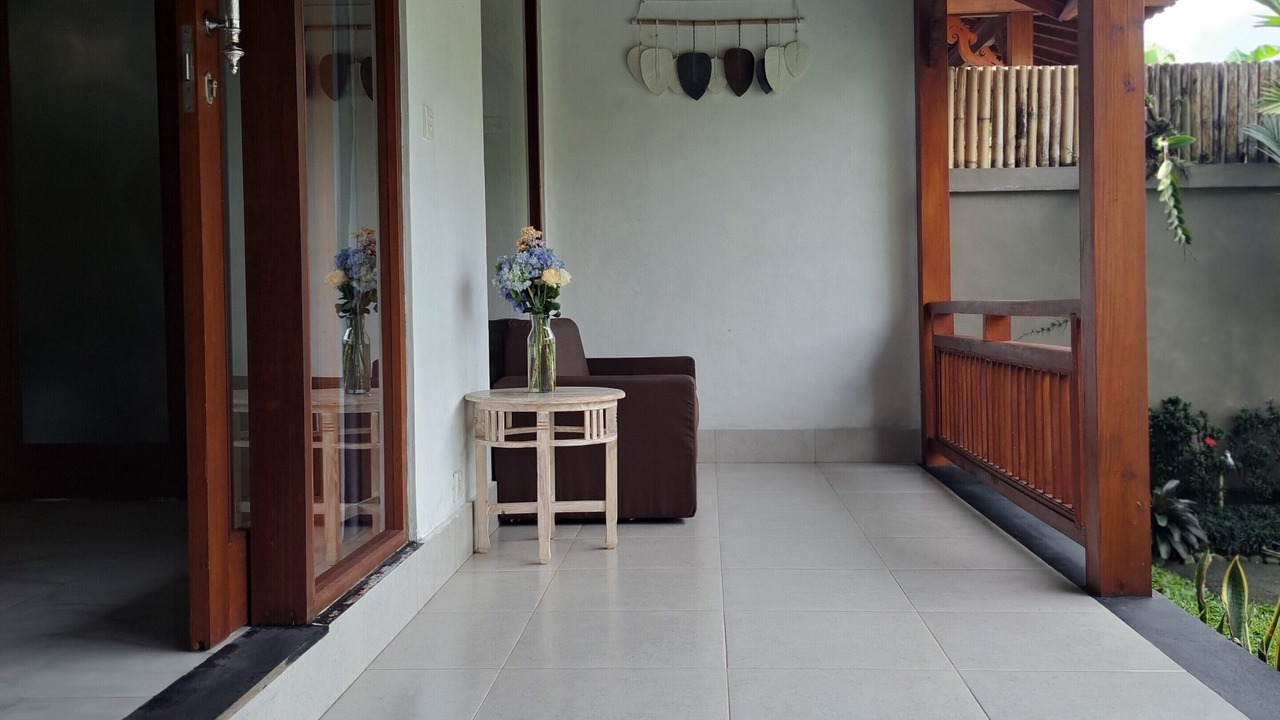 Photo of Patio Balcony in Sambahan