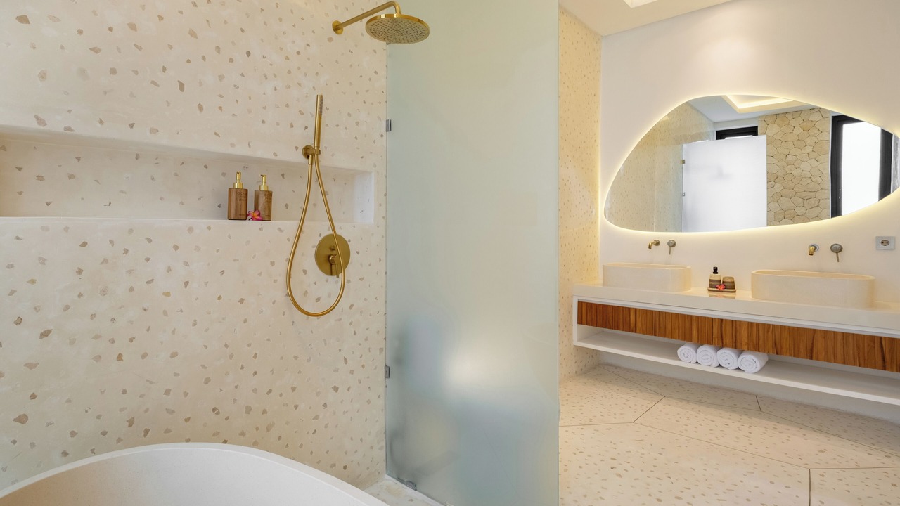 Photo of Bathroom in Uluwatu