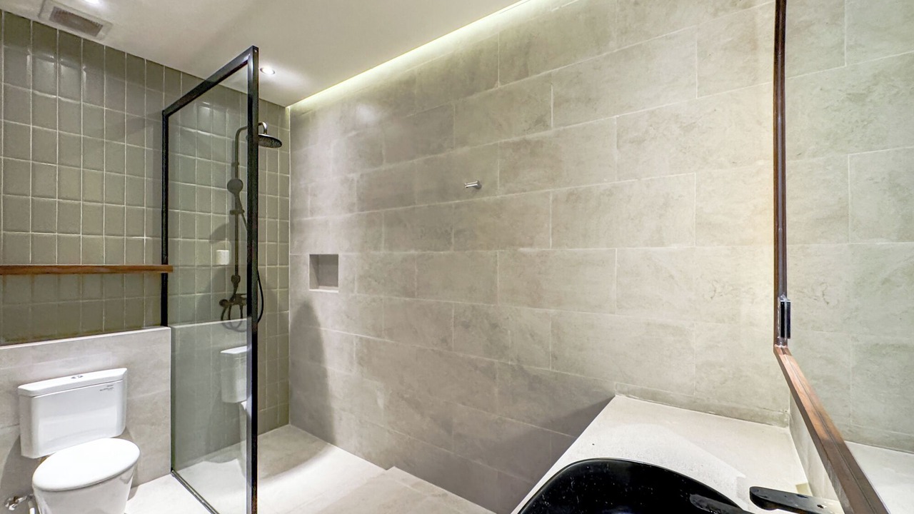 Photo of Bathroom in Tibubeneng