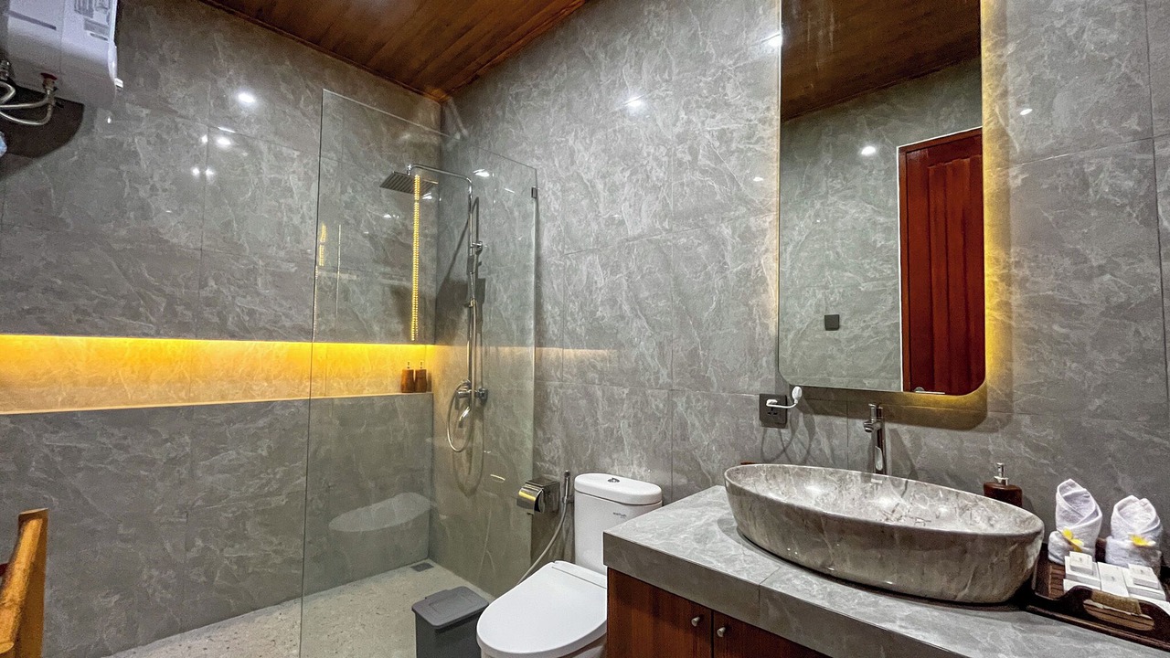 Photo of Bathroom in Singakerta