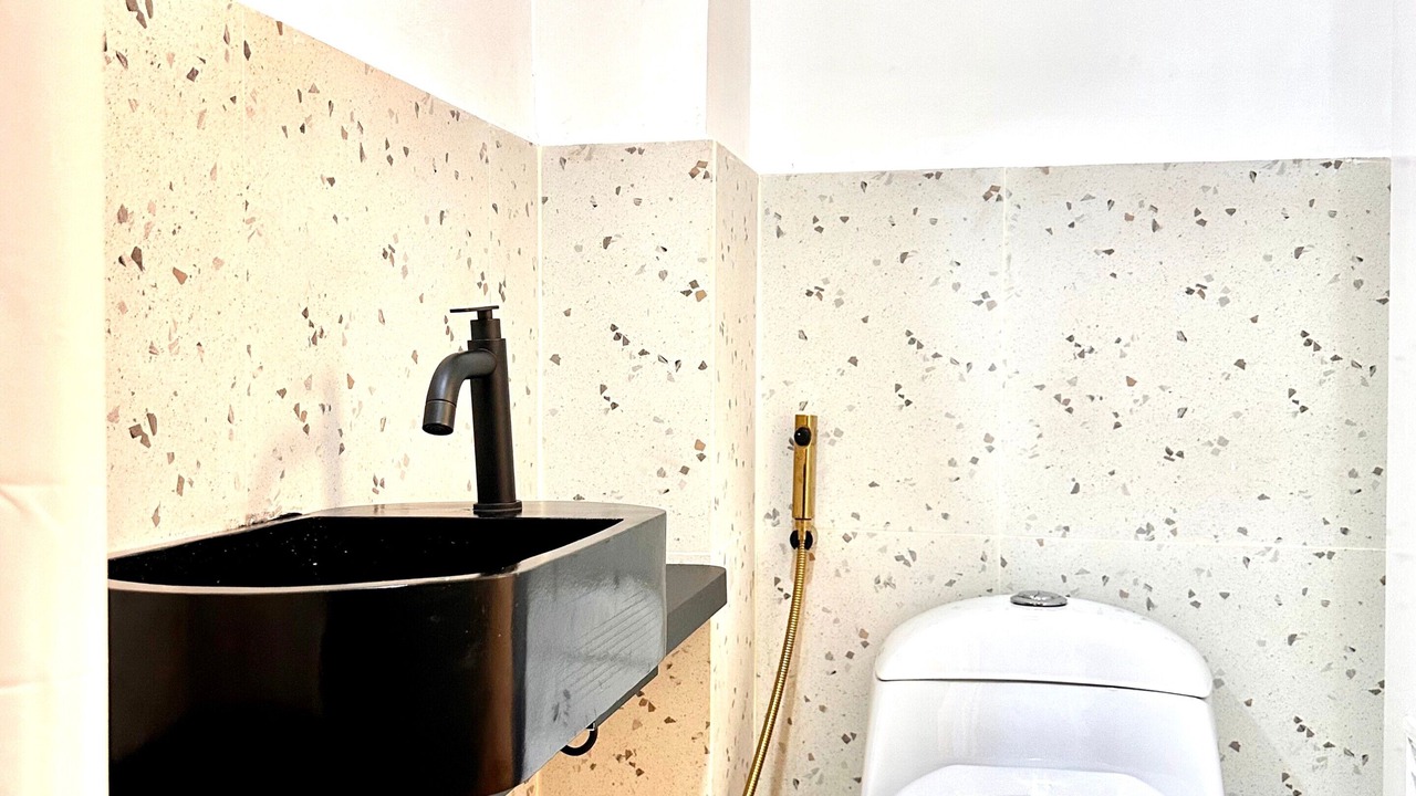 Photo of Bathroom in Karet