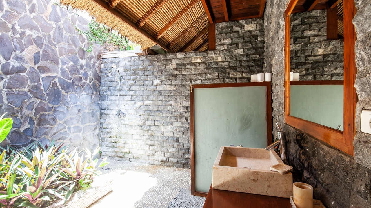 Photo of Bathroom in Rendang