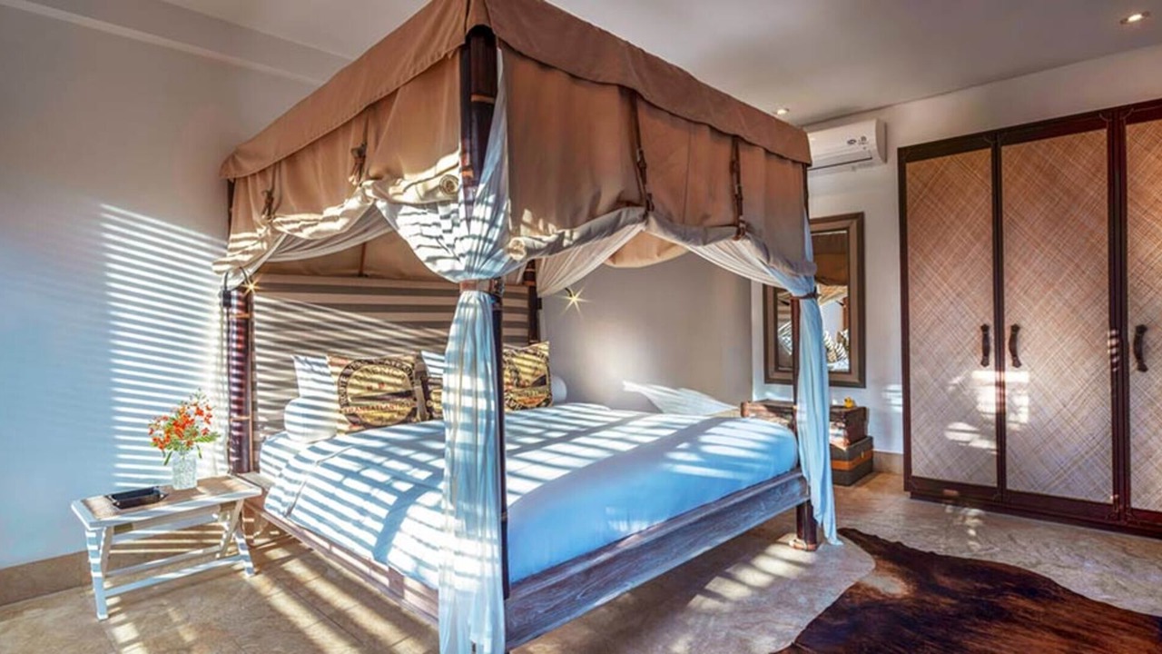 Photo of Bedroom in Mushroom Bay