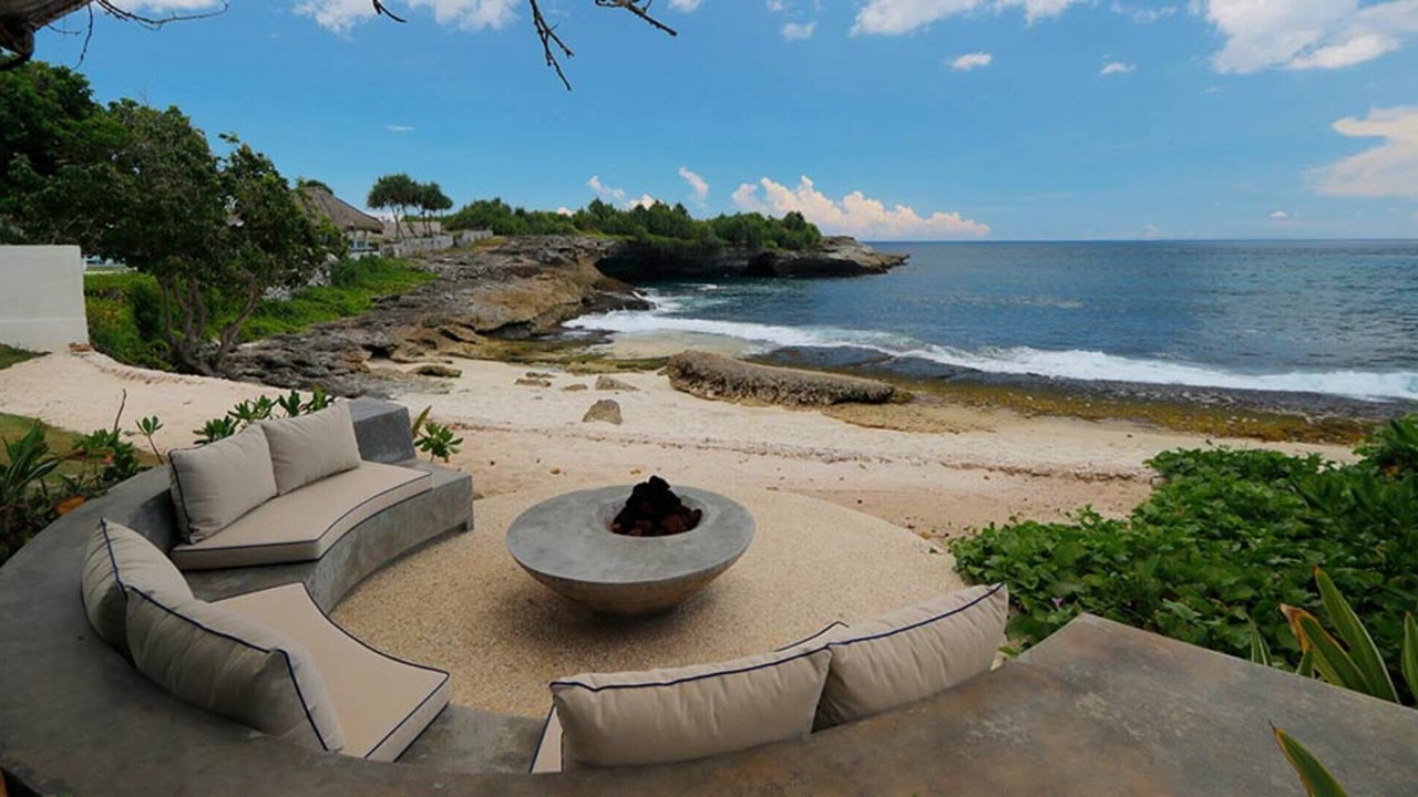 Photo of Outdoor in Mushroom Bay