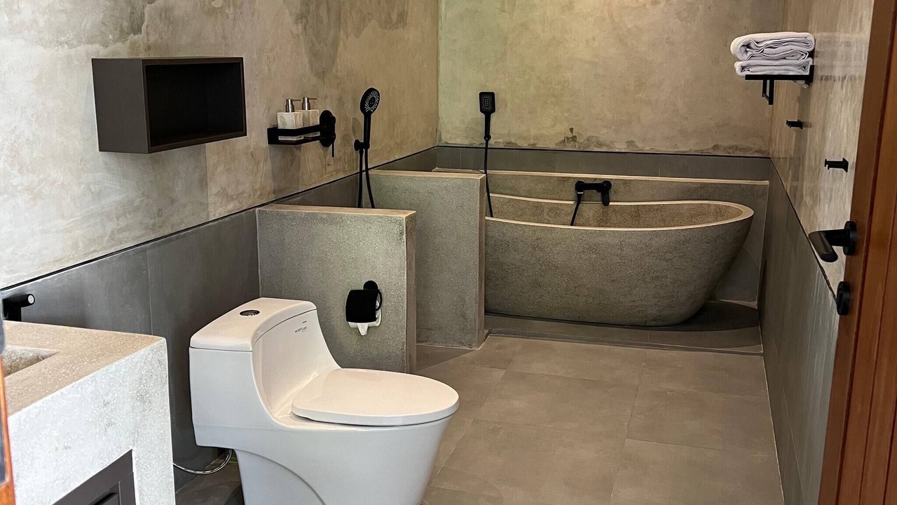 Photo of Bathroom in Taro