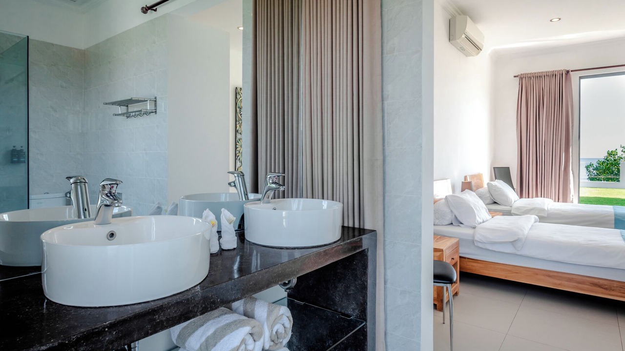 Photo of Bathroom in Dencarik