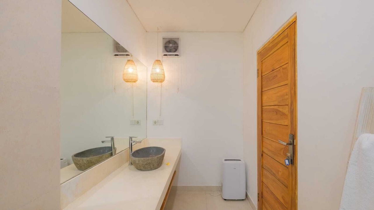 Photo of Bathroom in Cemagi