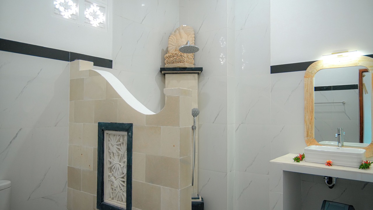 Photo of Bathroom in Kaliasem
