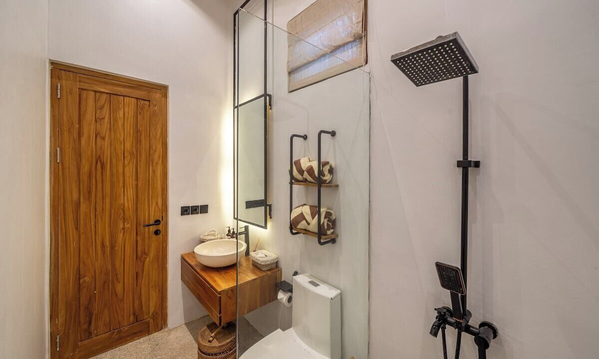 Photo of Bathroom in Singakerta