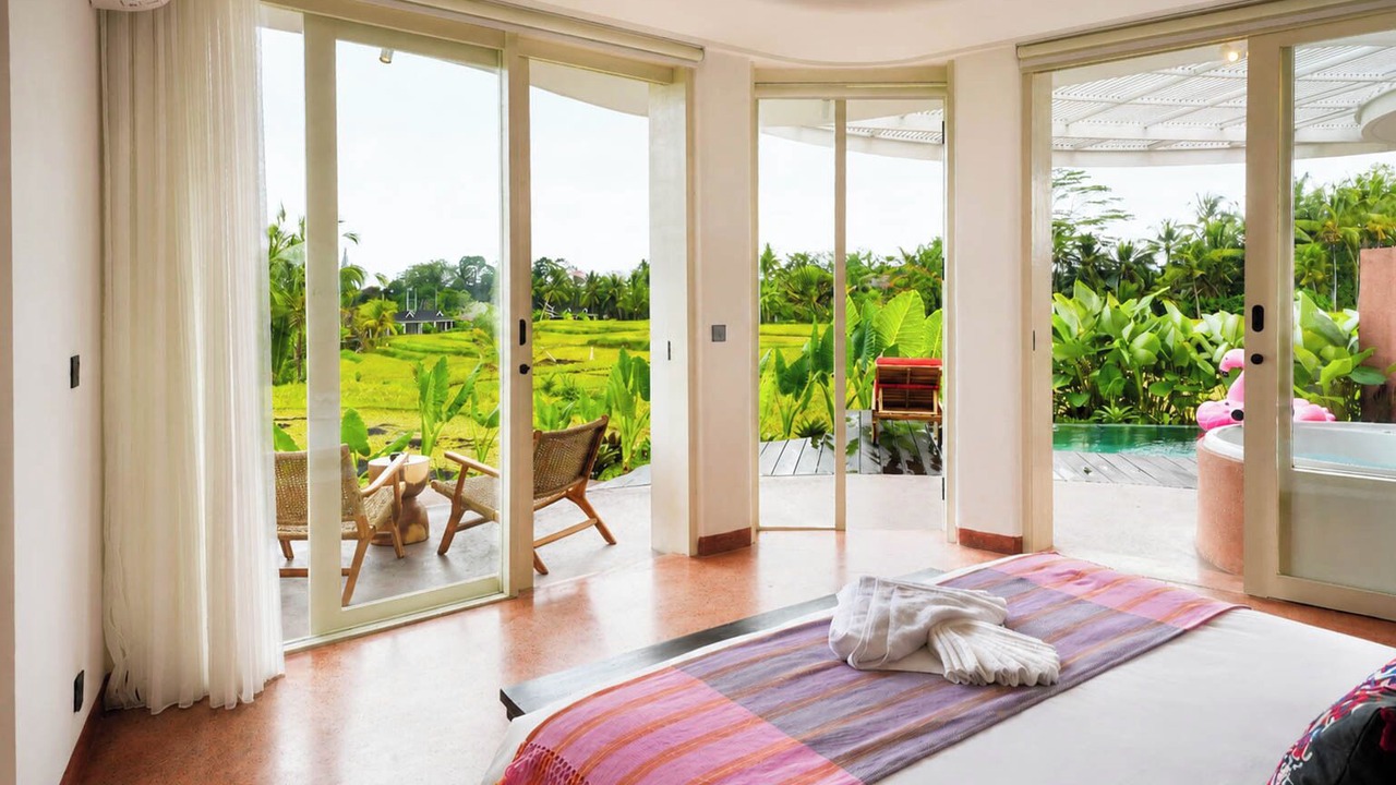 Photo of Bedroom in Sambahan