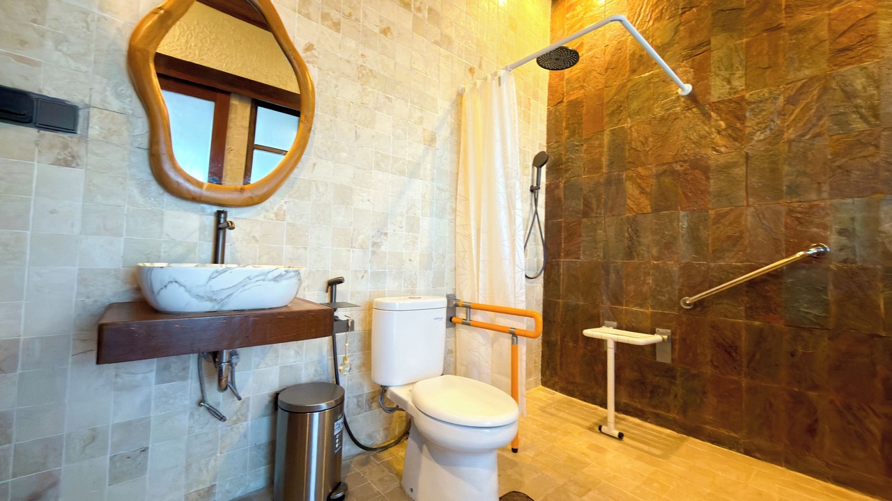 Photo of Bathroom in Ketewel