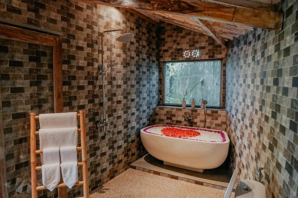 Photo of Bathroom in Taro