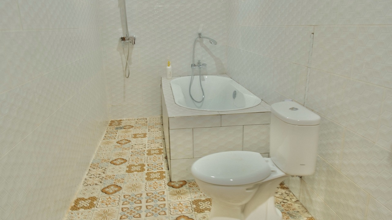 Photo of Bathroom in Klumpu