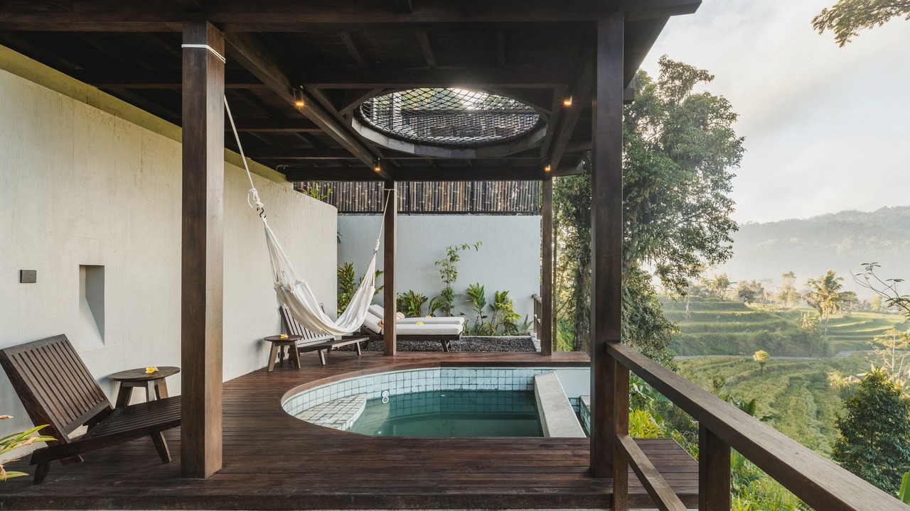 Photo of Outdoor in Selat