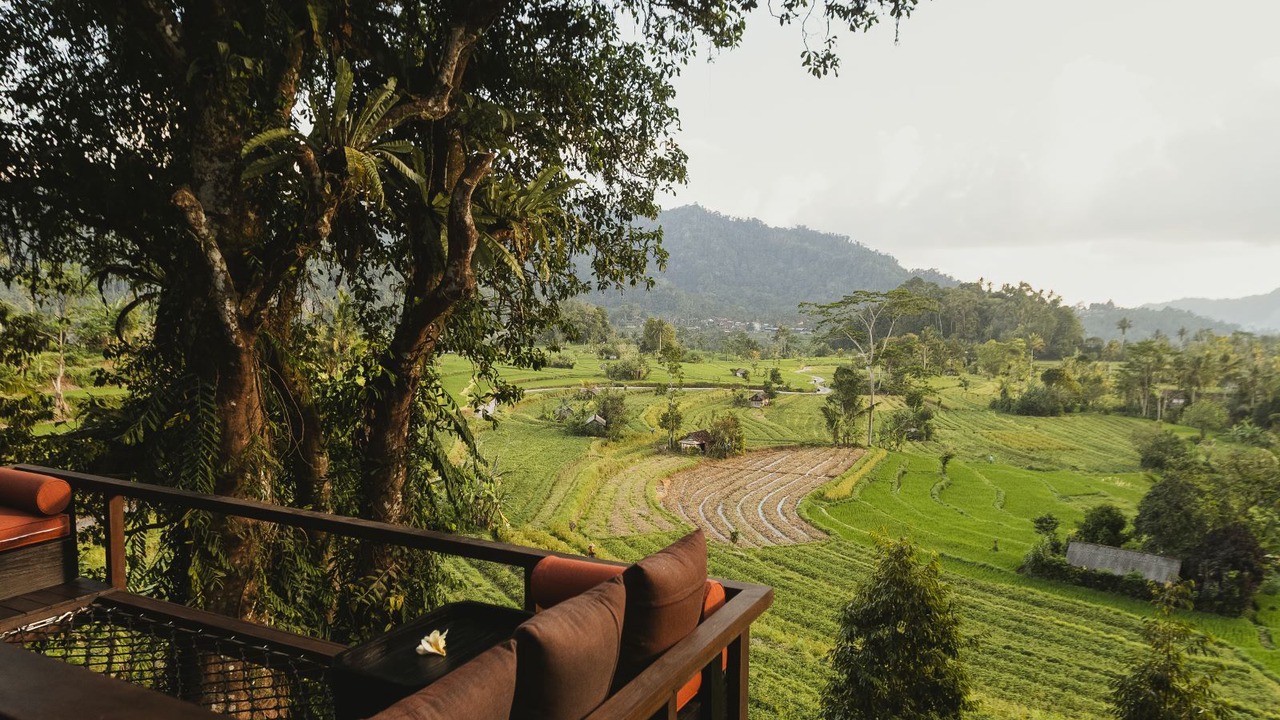 Photo of Outdoor in Selat