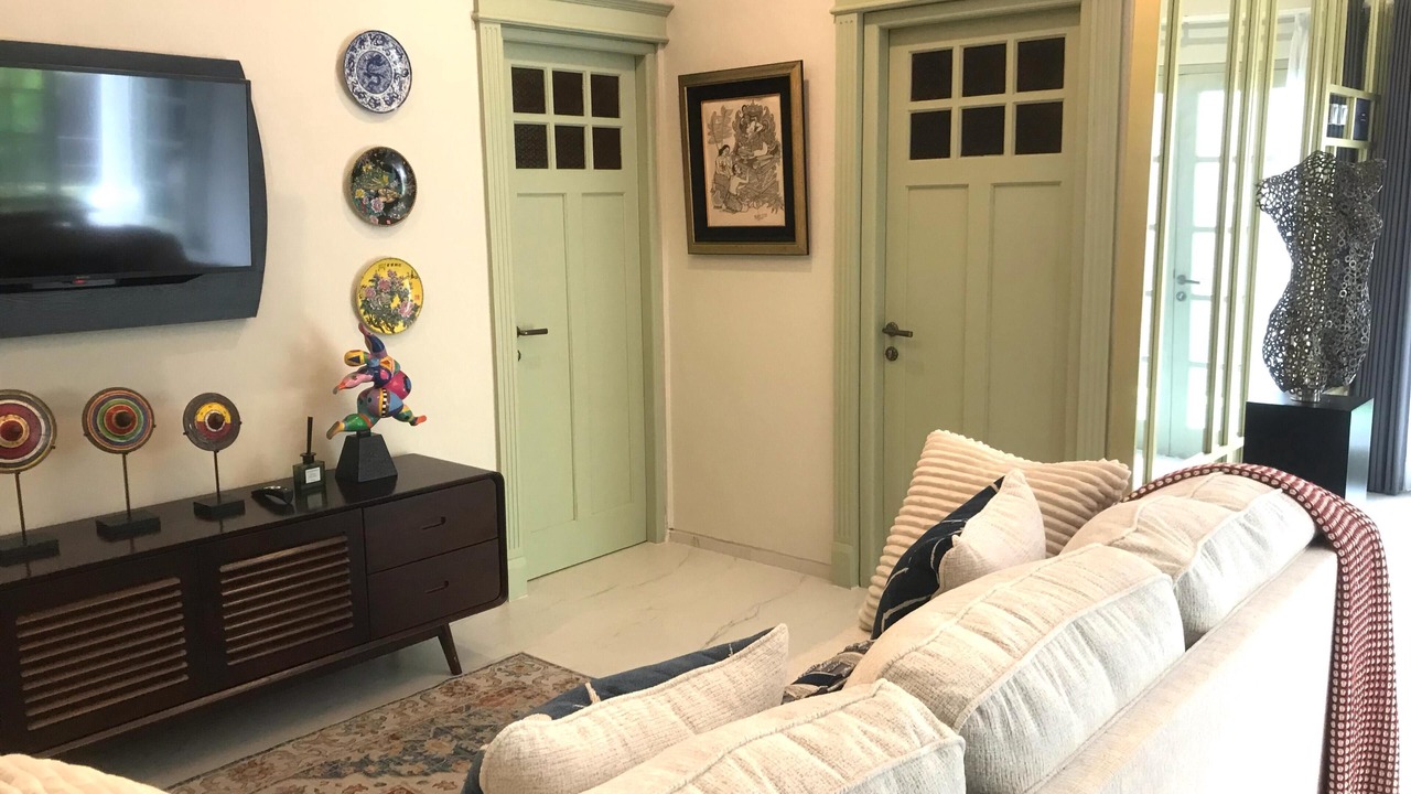 Photo of Livingroom in Gatot Subroto