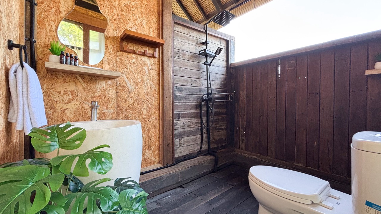 Photo of Bathroom in Suraberata