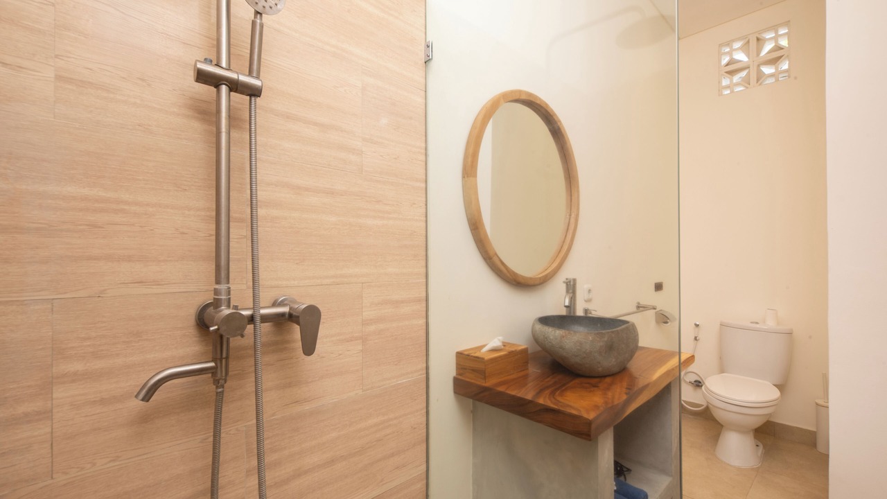 Photo of Bathroom in Sunset Road
