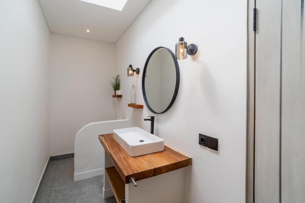 Photo of Bathroom in Padonan