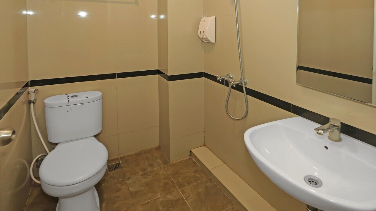 Photo of Bathroom in Gambir