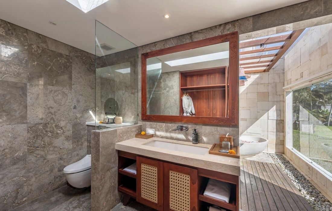 Photo of Bathroom in Sambahan