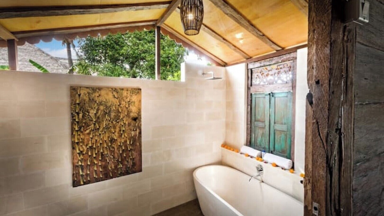 Photo of Bathroom in Dencarik