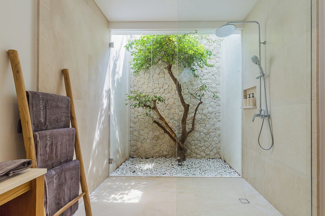 Photo of Bathroom in Mushroom Bay