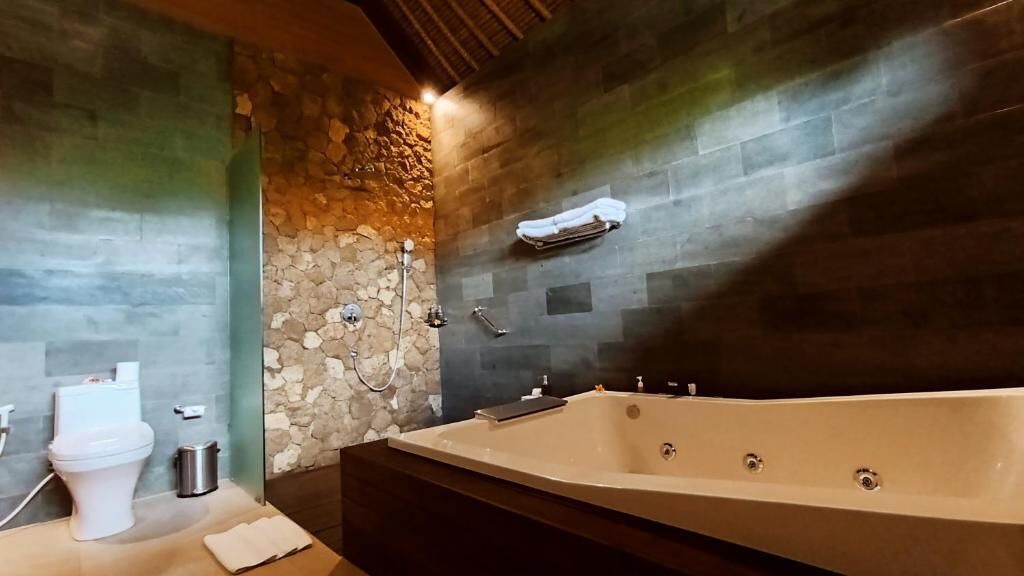 Photo of Bathroom in Andong