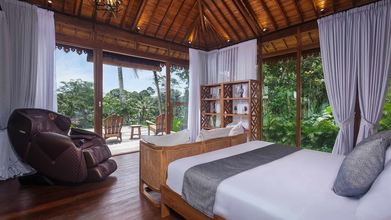Photo of Bedroom in Sambahan