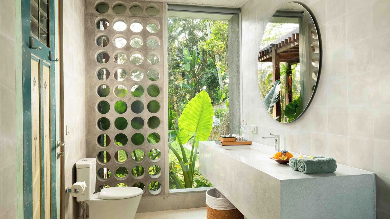 Photo of Bathroom in Sambahan