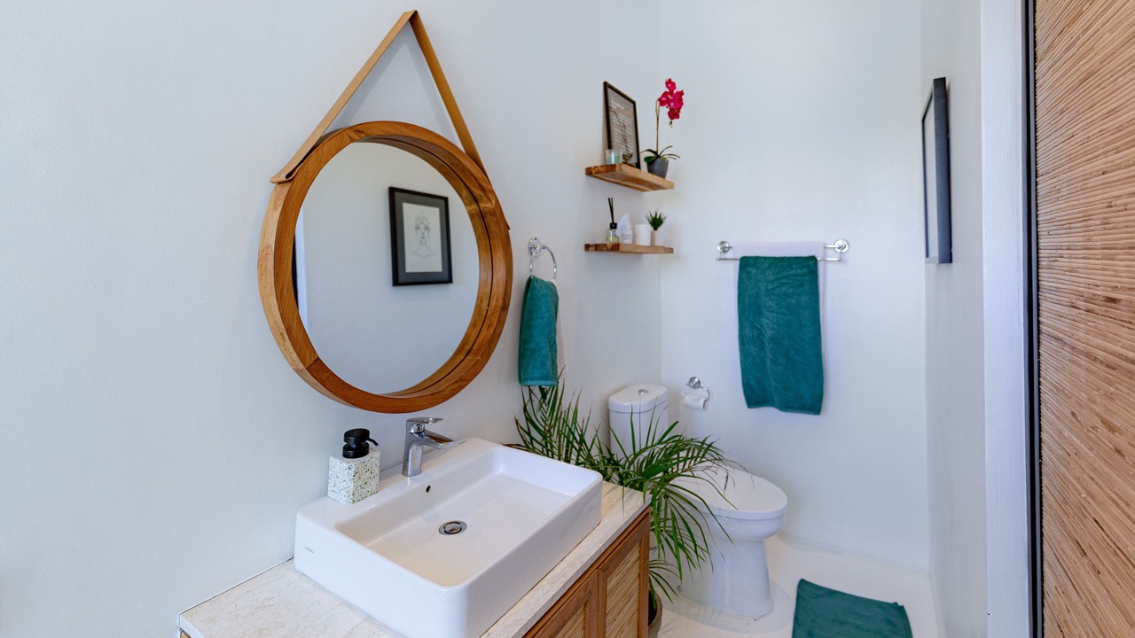 Photo of Bathroom in Pecatu