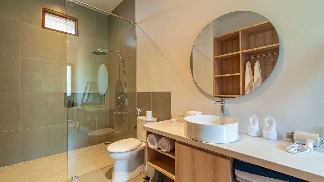 Photo of Bathroom in Lodtunduh