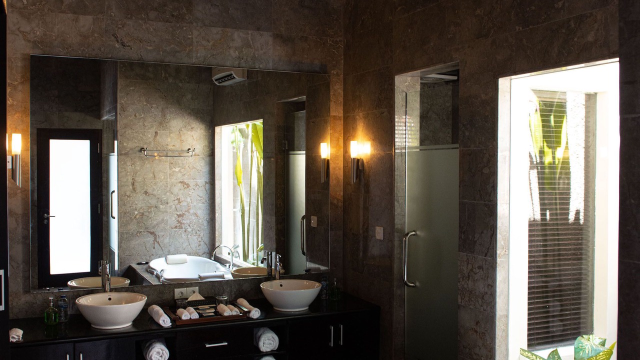 Photo of Bathroom in Dyanapura