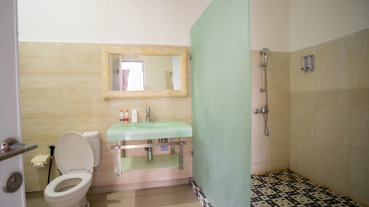 Photo of Bathroom in Sunset Road