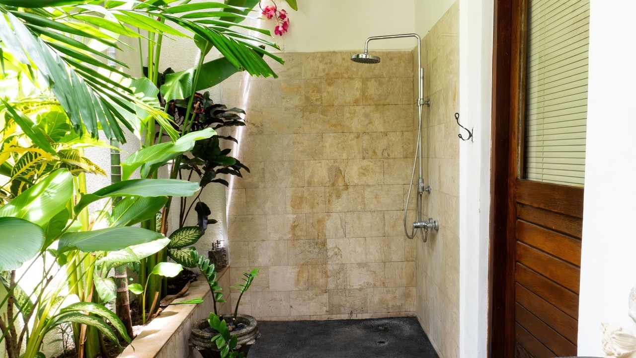 Photo of Bathroom in Sunset Road